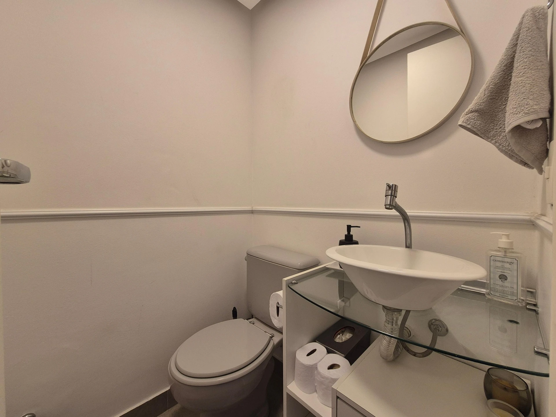 Furnished apartment with 2 en-suite bedrooms and 1 parking — photo 18
