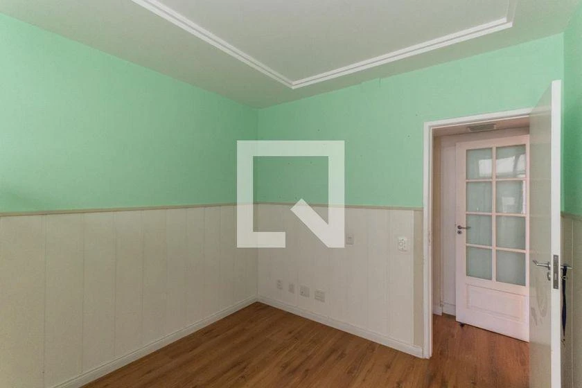 Home office in a 2-bedroom apartment, 105 m² — photo 10