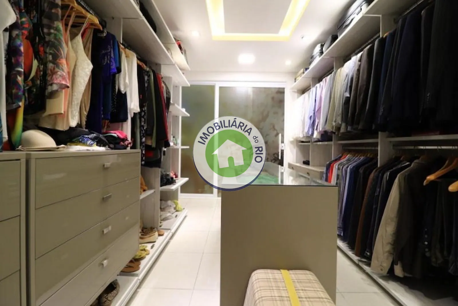 Apartamento mobiliado com 4 quartos e 350 m² — photo 43