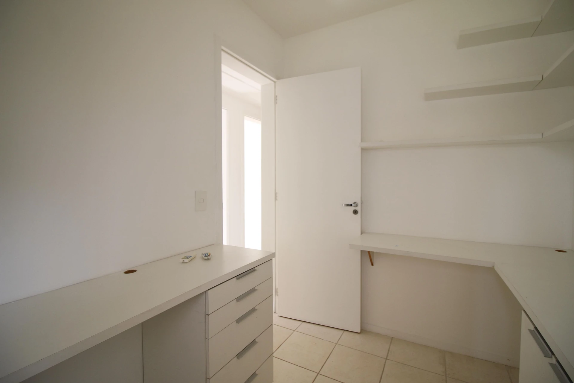 Apartamento de 4 quartos com vista para as montanhas — photo 39