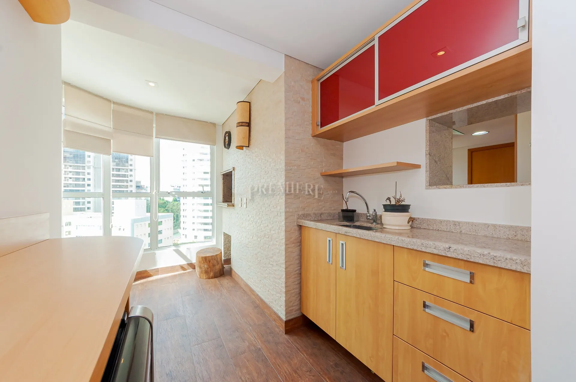 Apartamento mobiliado de 4 quartos em condomínio com piscina — photo 2