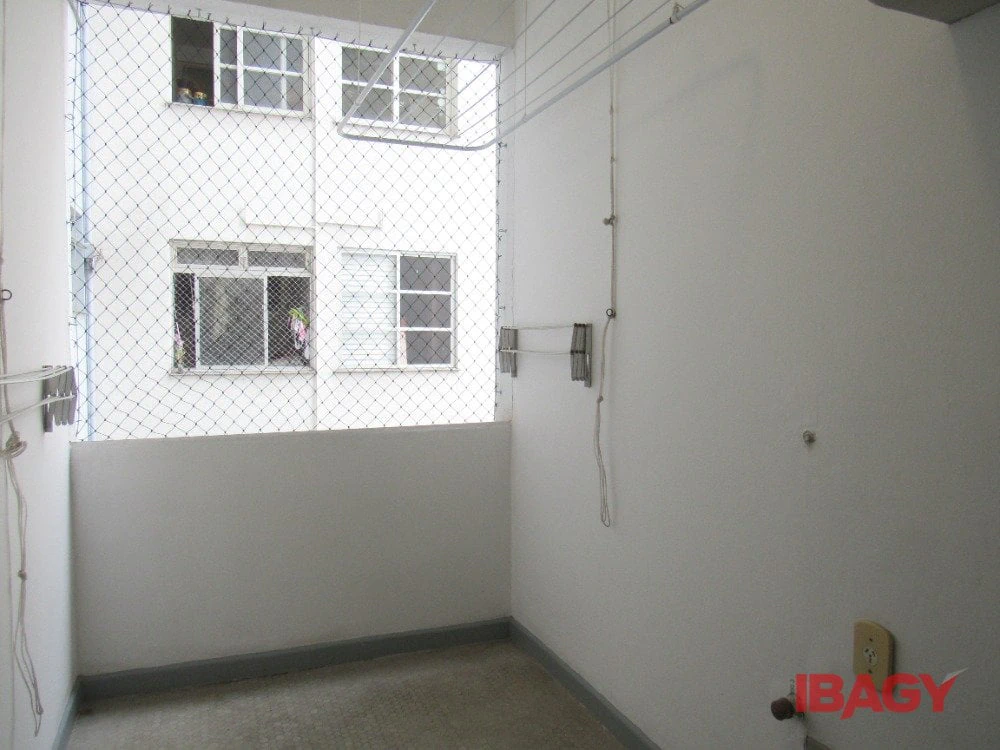 3-bedroom apartment with a separate kitchen 80 m² — photo 23