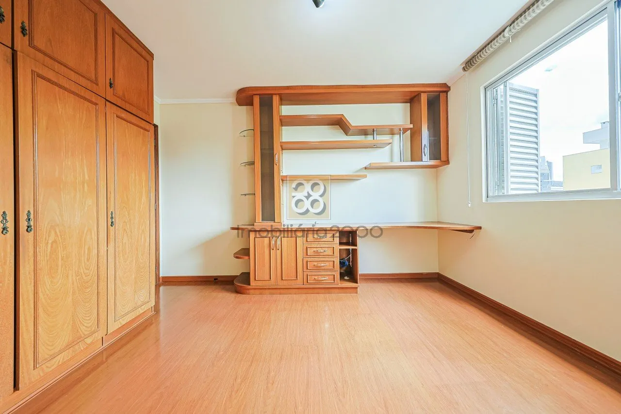 178 m² apartment with 3 bedrooms and 1 parking space — photo 21