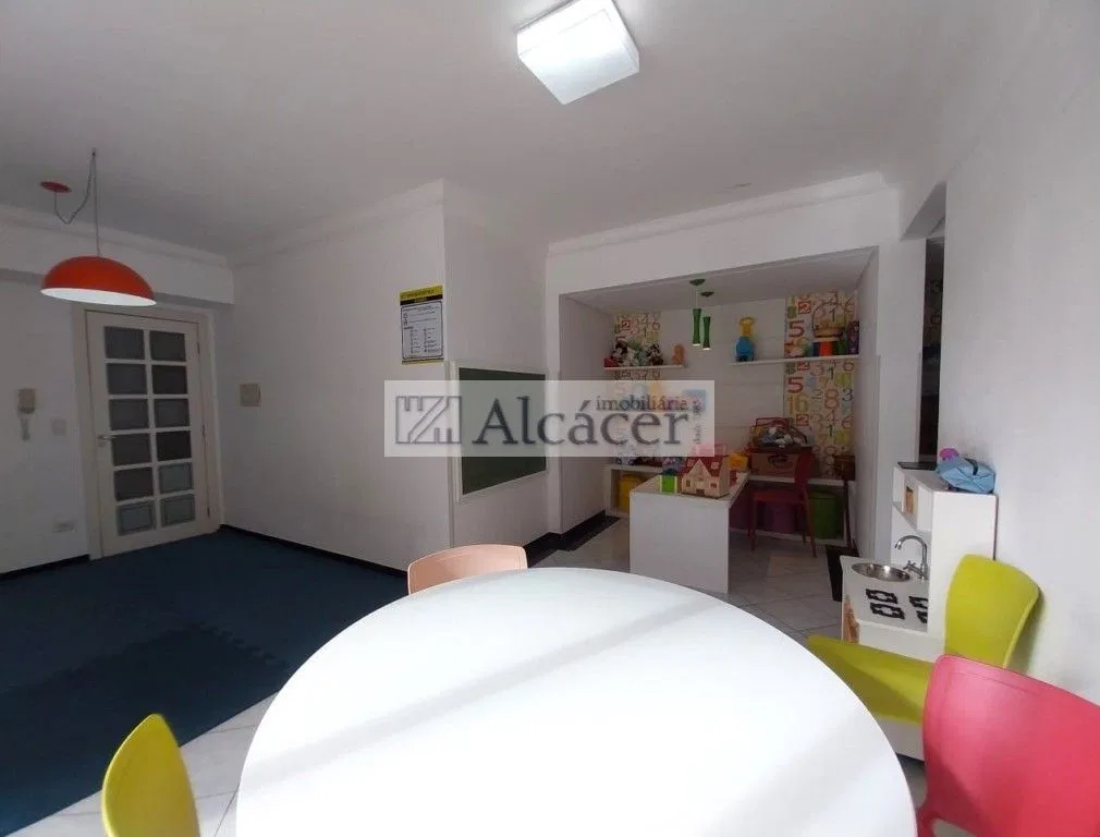3-bedroom apartment in a building with a gym — photo 27