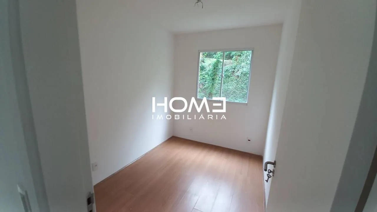 2-bedroom apartment with a mountain view — photo 7