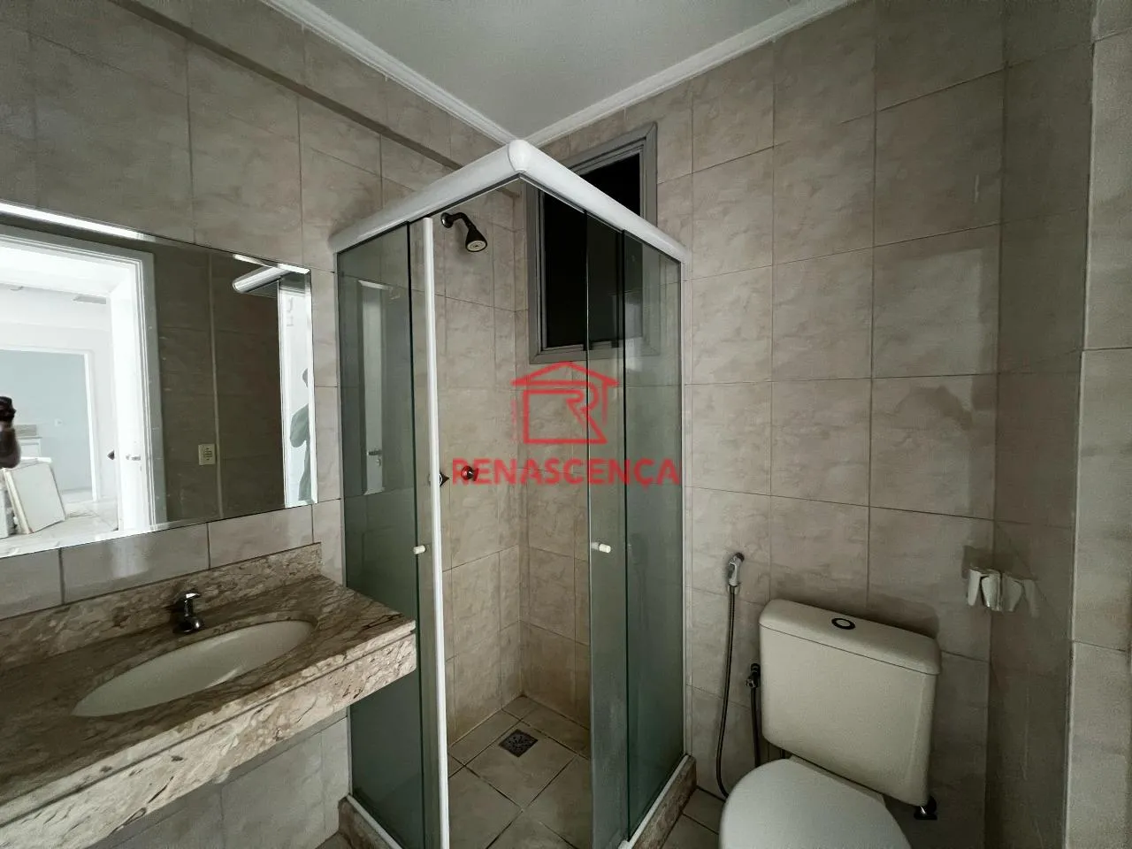 Unfurnished apartment with 3 bedrooms and 1 parking spot — photo 20