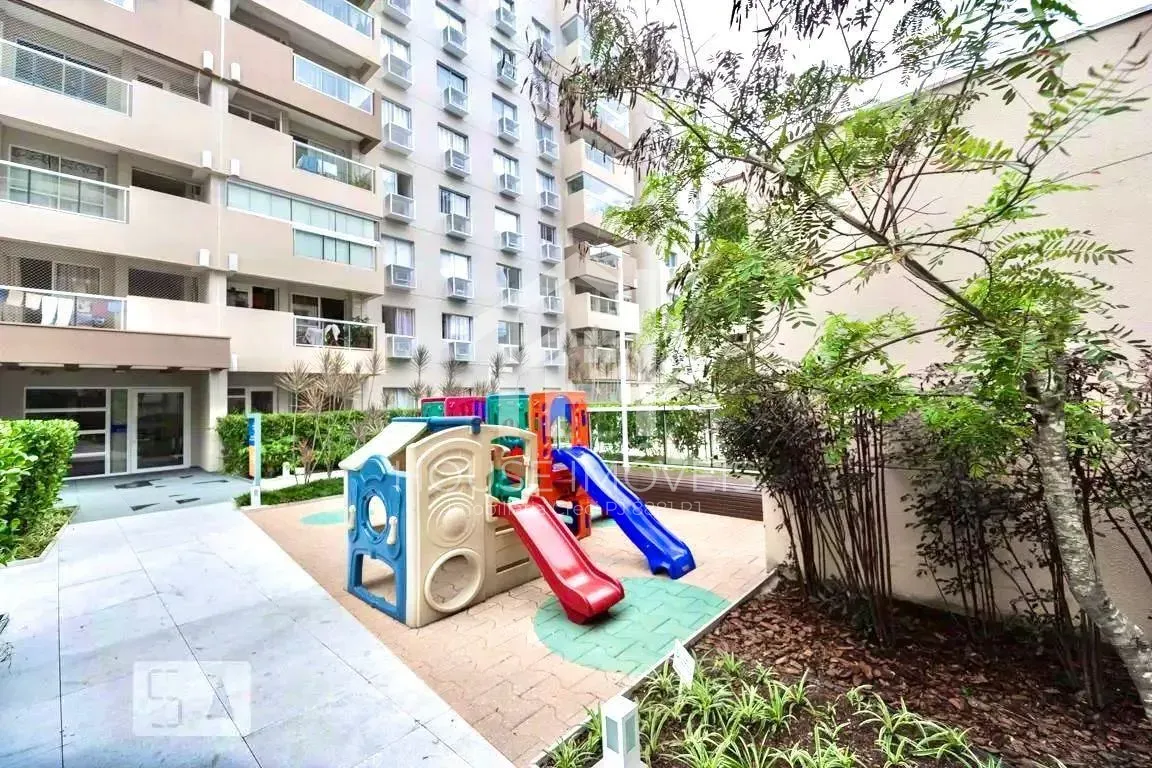 Furnished 2-bedroom apartment with balcony and 2 bathrooms — photo 25