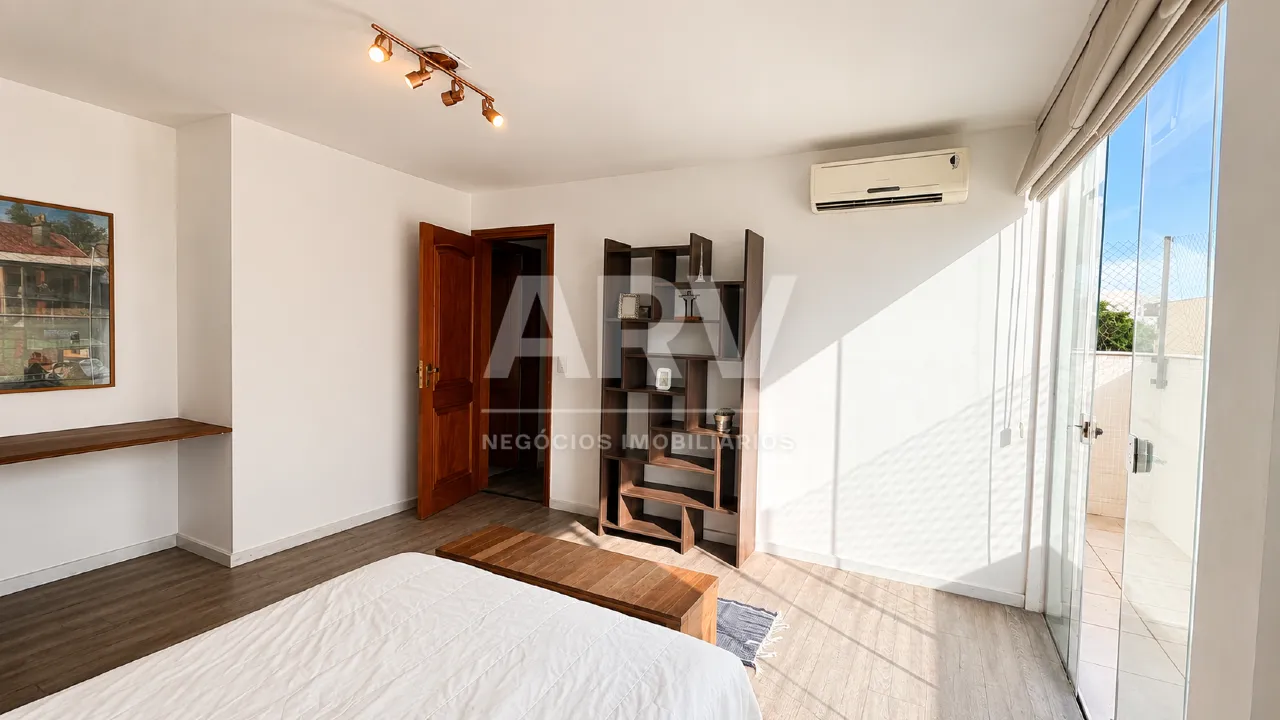 Apartamento mobiliado com 4 quartos e 5 banheiros — photo 19