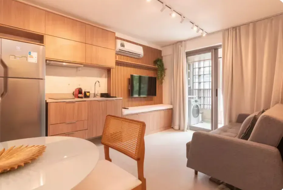 Apartamento mobiliado com cozinha integrada e varanda — photo 5