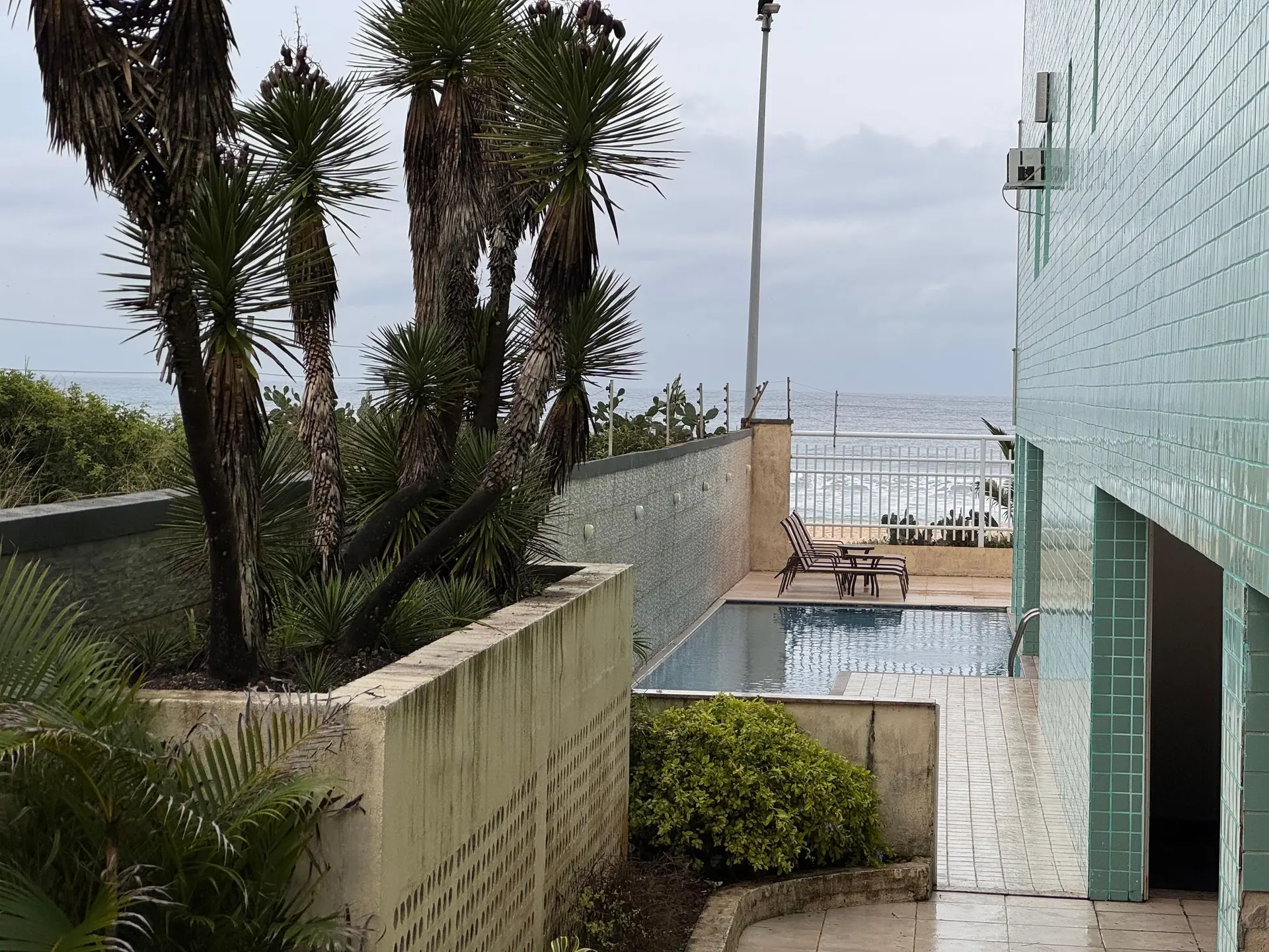 2-bedroom apartment with 2 parking spots and enclosed balcony — photo 45