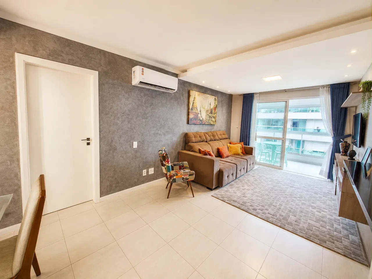 Apartamento amueblado de 3 dormitorios con suite y 2 plazas — photo 3