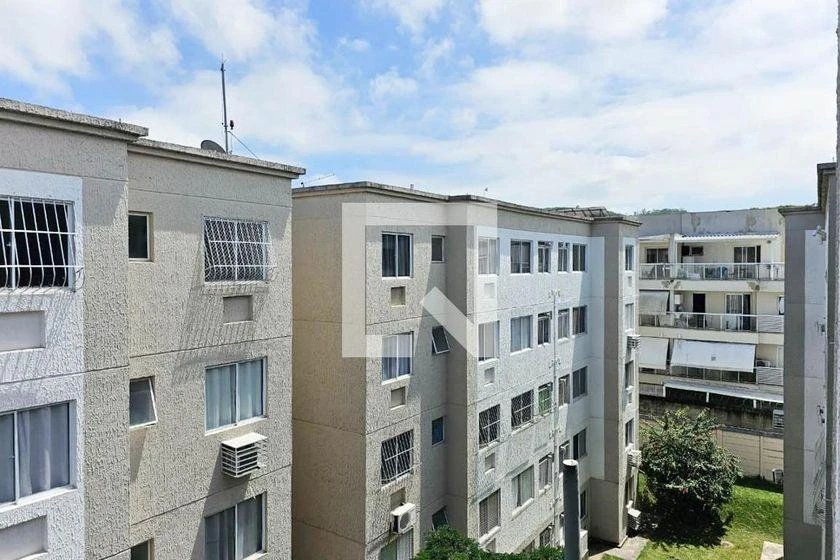 2-bedroom apartment in a building with a gym — photo 3