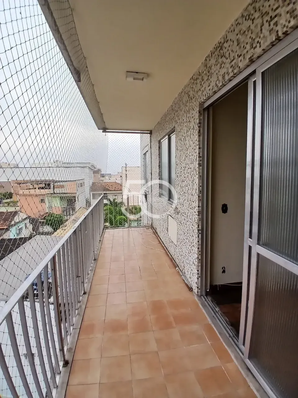 Apartamento sem mobília com 2 quartos e varanda — photo 2
