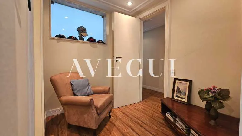 201 m² apartment with 4 bedrooms and 2 parking spots — photo 15