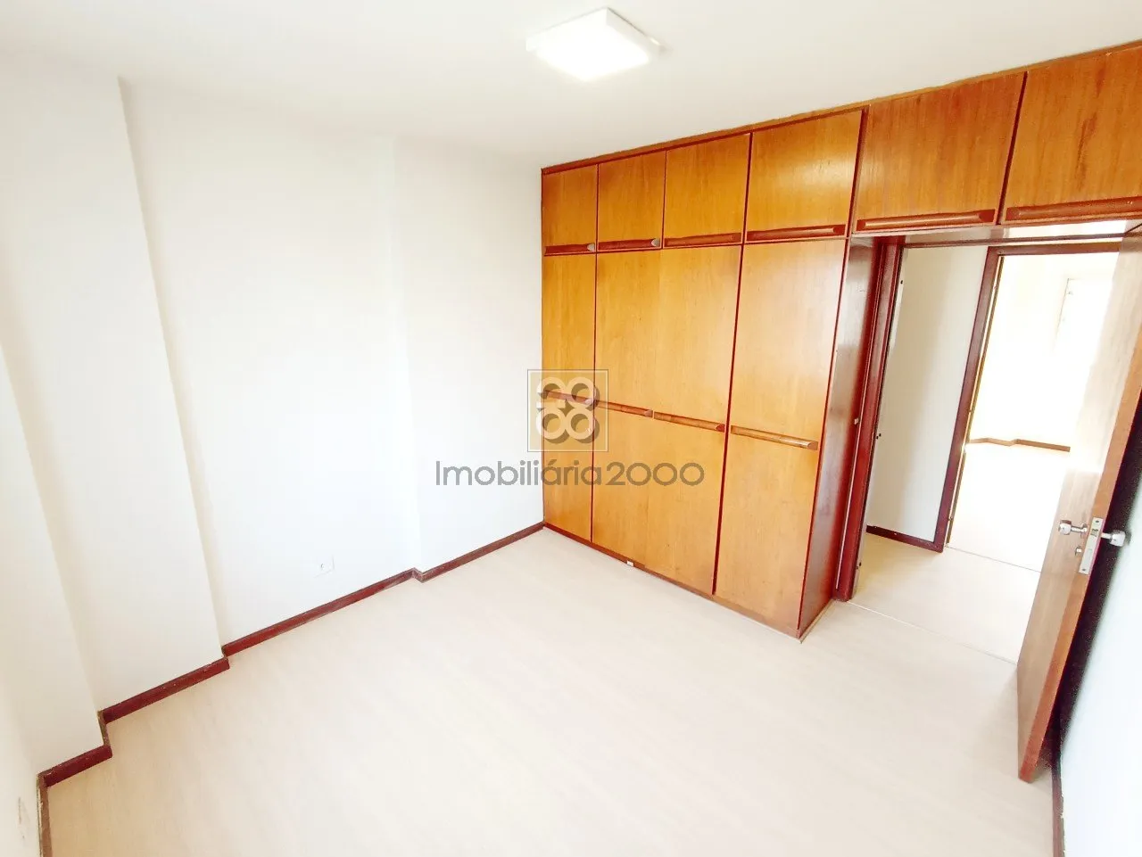 Unfurnished 3-bedroom apartment with floor-to-ceiling windows — photo 16