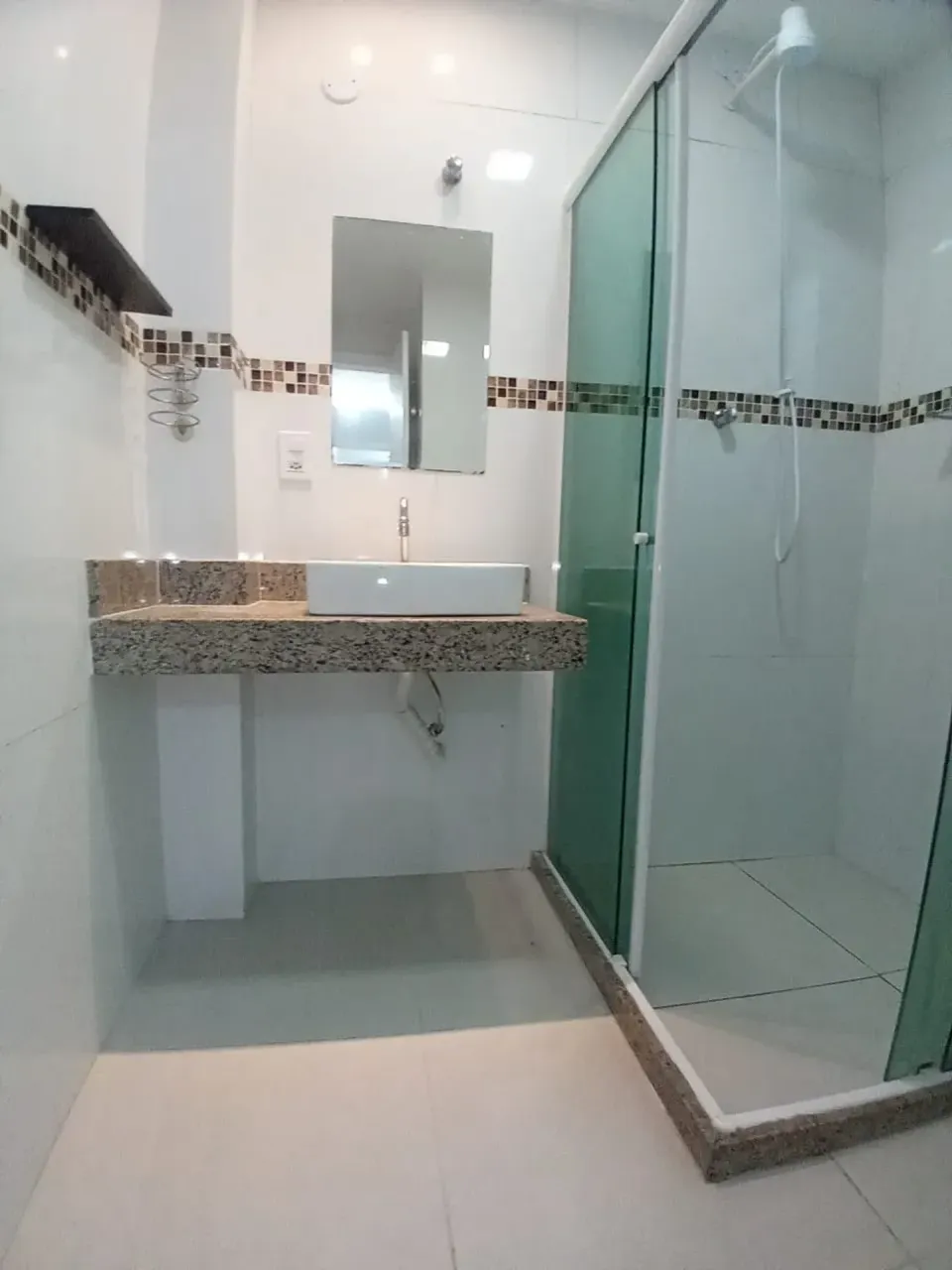 2-bedroom apartment with 1 parking space and 1 bath — photo 5