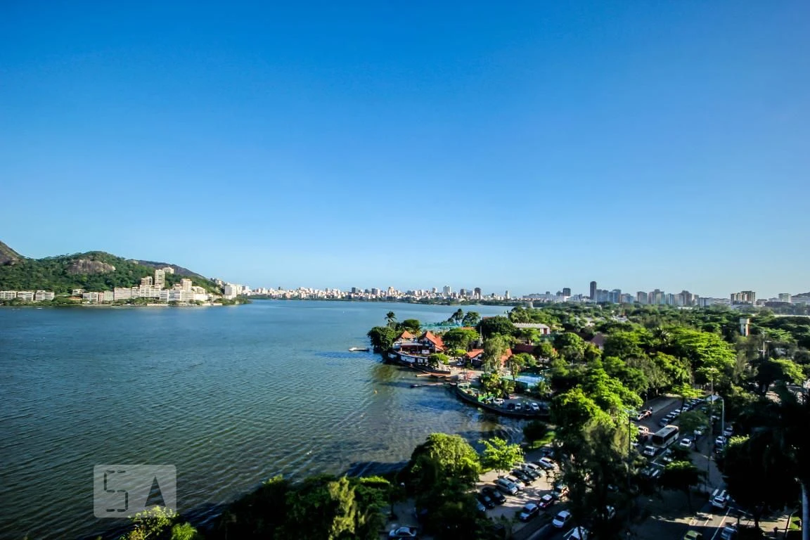 Water view in a 3-bedroom apartment, 110 m² — photo 24