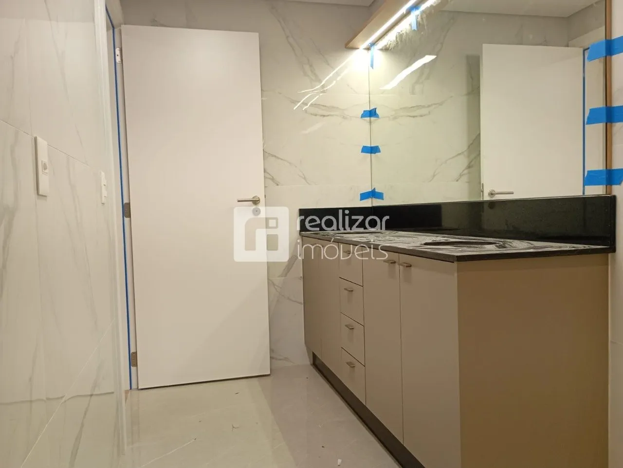 Dishwasher in a 3-bedroom house, 296 m² — photo 38