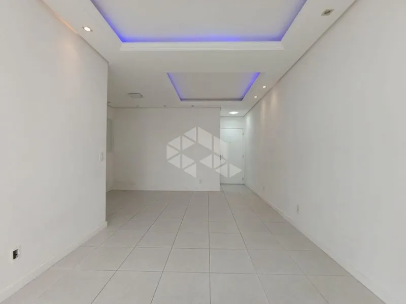 Apartamento de 87 m² sem mobília com cozinha separada — photo 3