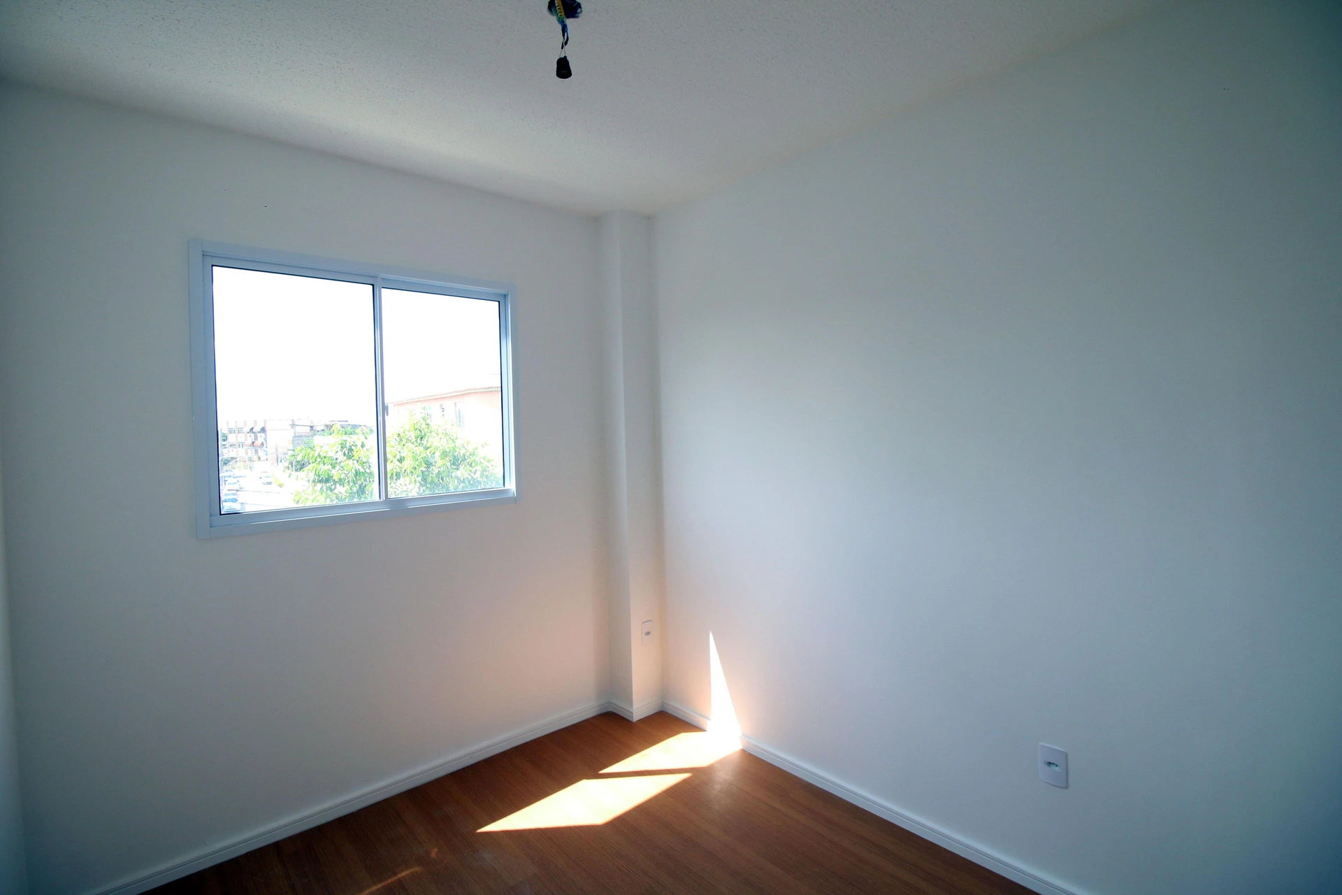 2-bedroom apartment in a building with a gym — photo 21