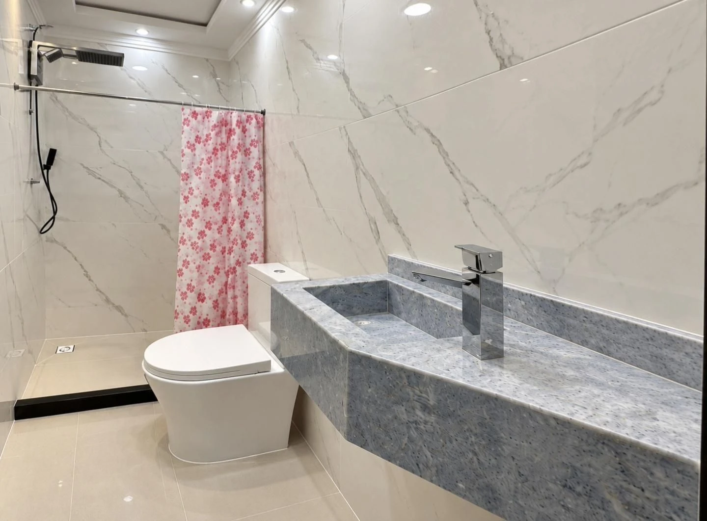 5-bedroom house, 1 with its own bathroom, 120 m² — photo 19