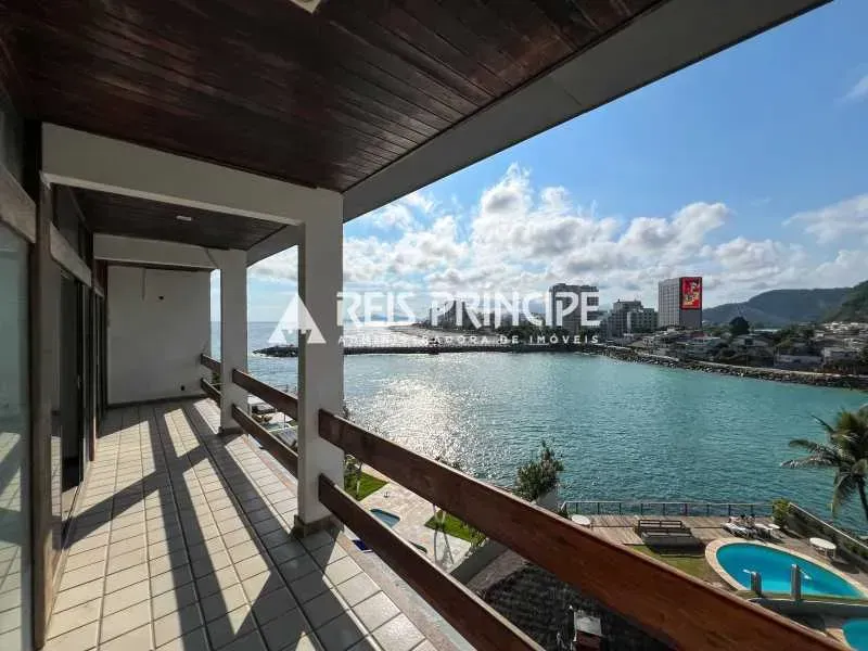 3-bedroom apartment with an enclosed glass balcony — photo 14