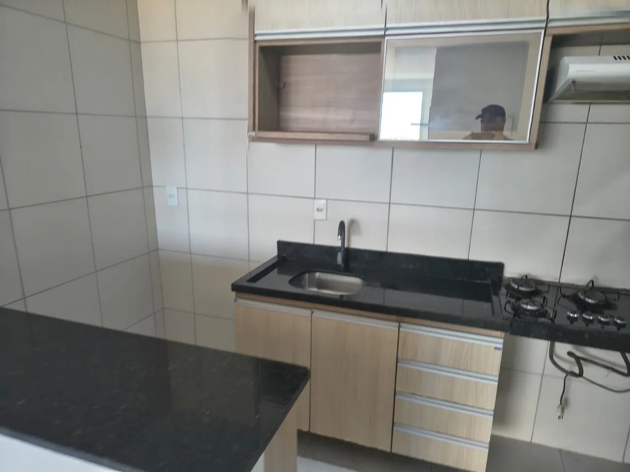 Apartamento de 2 quartos em condomínio com piscina — photo 4