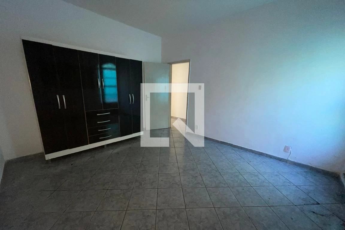 Casa para alugar com 4 quartos, varanda e quintal — photo 40