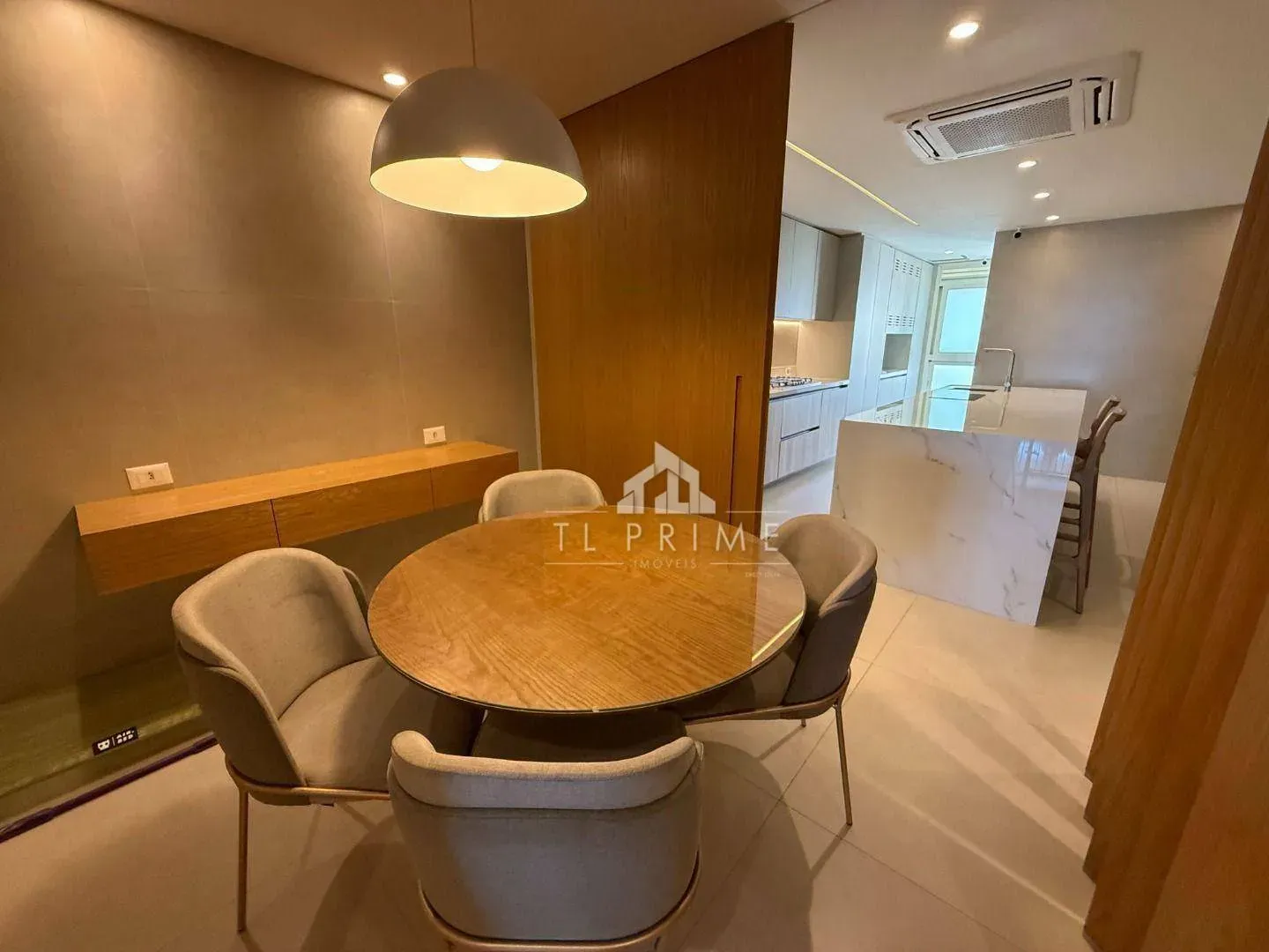 4-suite apartment with 555 m² and 5 parking spaces — photo 47