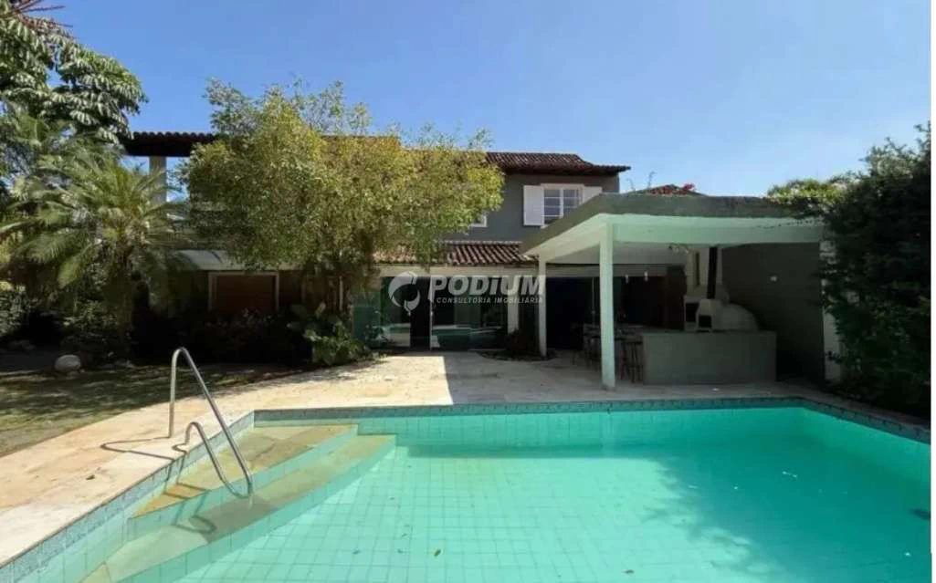 Casa com 6 quartos e 990 m² com varanda e churrasqueira — photo 4
