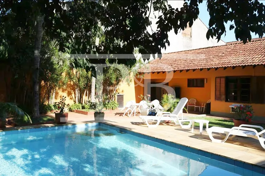 House with 4 bedrooms and 2 bathrooms, 440 m² and 2 parking — photo 3