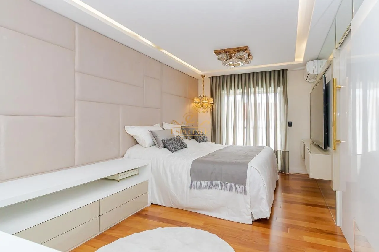 Furnished house with 4 bedrooms and 5 bathrooms in a condo — photo 18