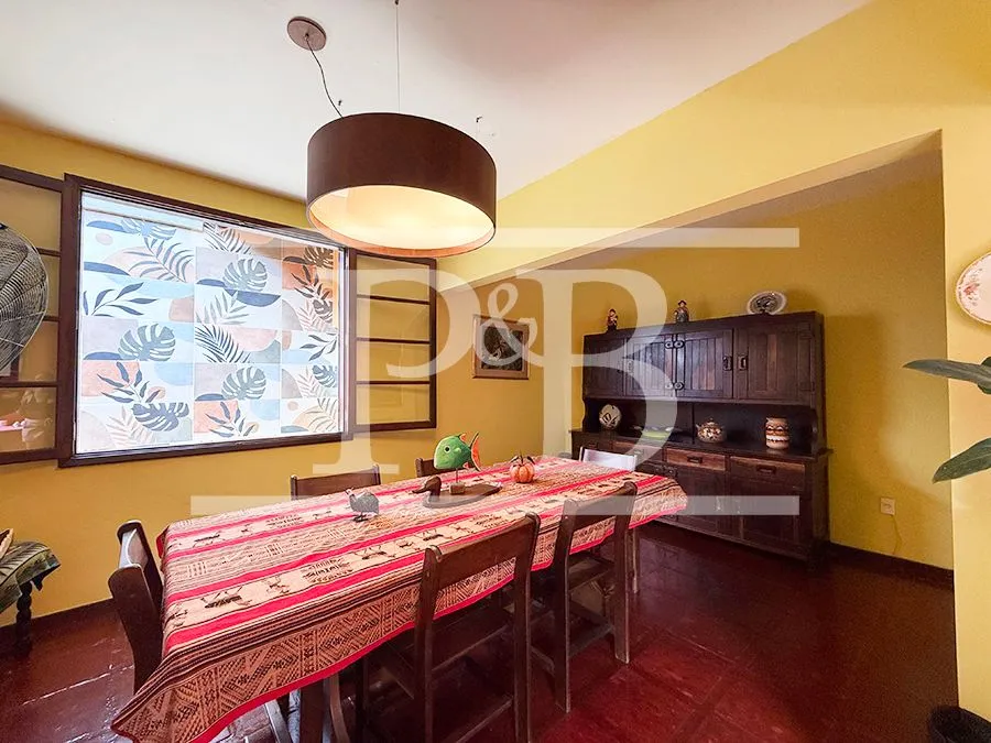Casa com 4 dormitórios e varanda com churrasqueira — photo 23