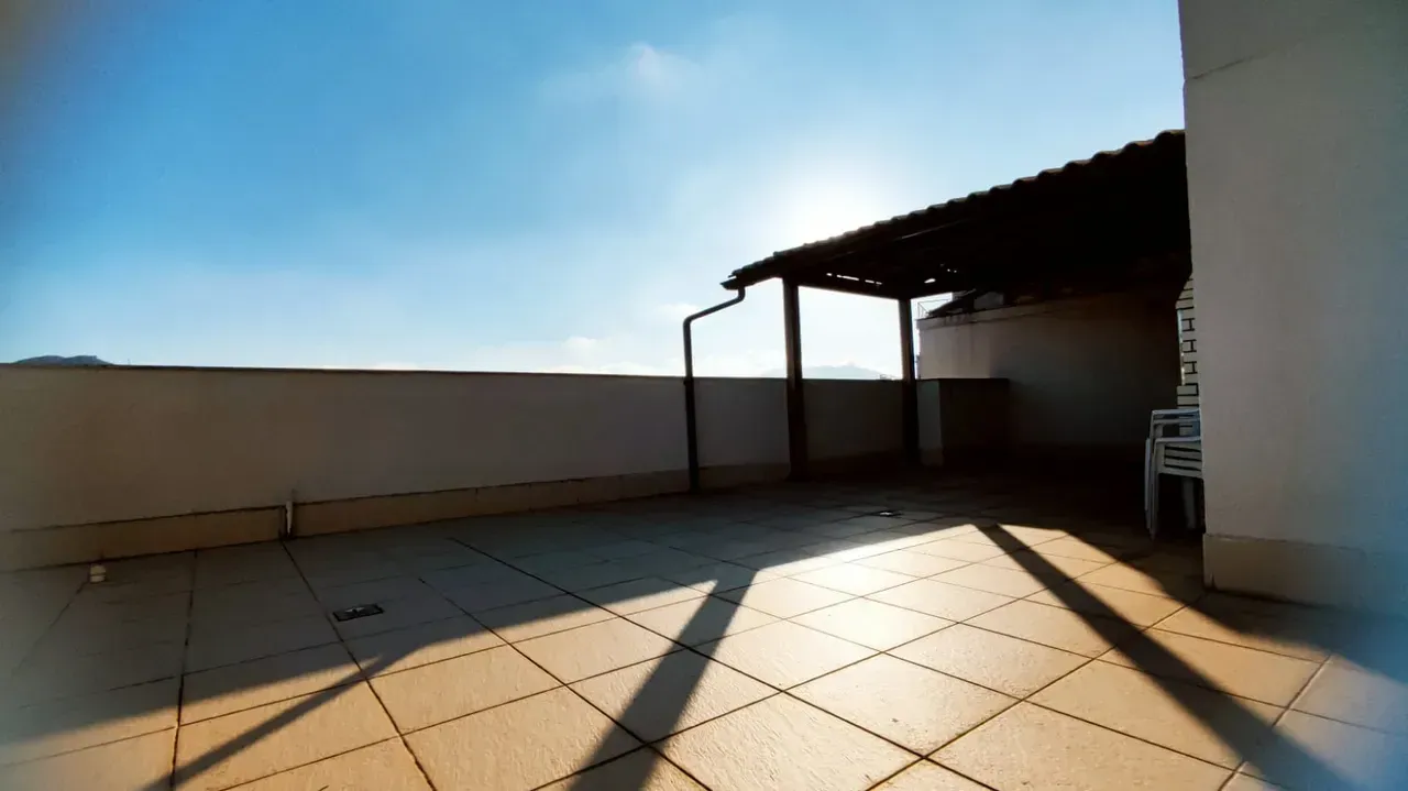 Furnished duplex apartment with 3 bedrooms and 169 m² — photo 25
