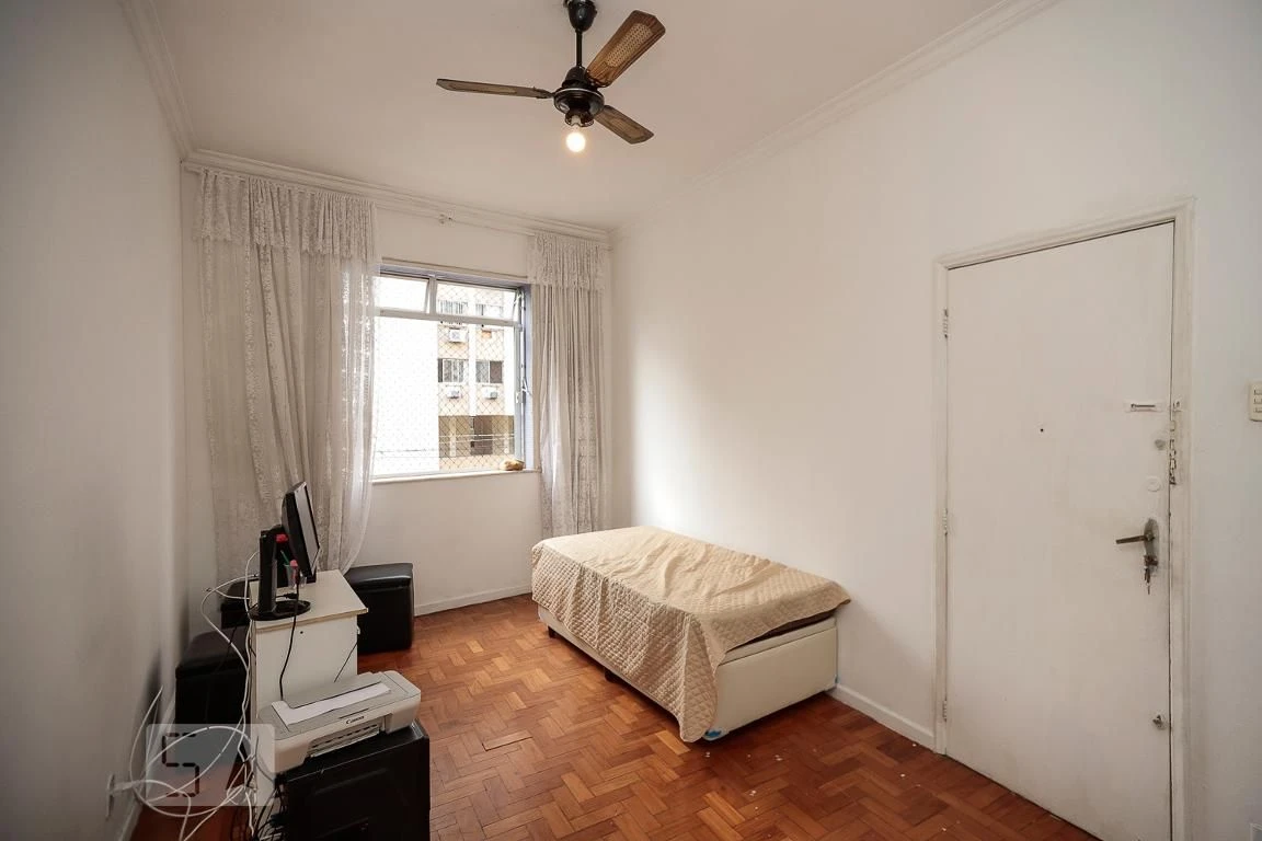 Home office in a 2-bedroom apartment, 79 m² — photo 10