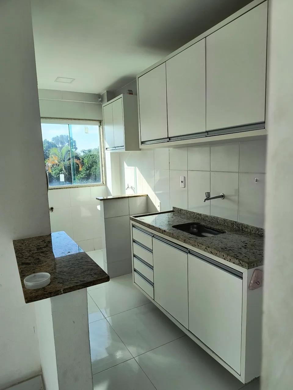 43 m² apartment with a balcony and a closed kitchen — photo 12
