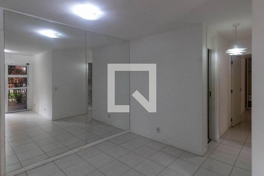 Балкон с грилем и 3 спальни: квартира 110 м² — photo 36