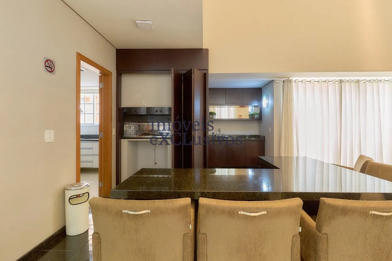 Floor-to-ceiling windows in a 3-bedroom apartment, 146 m² — photo 15