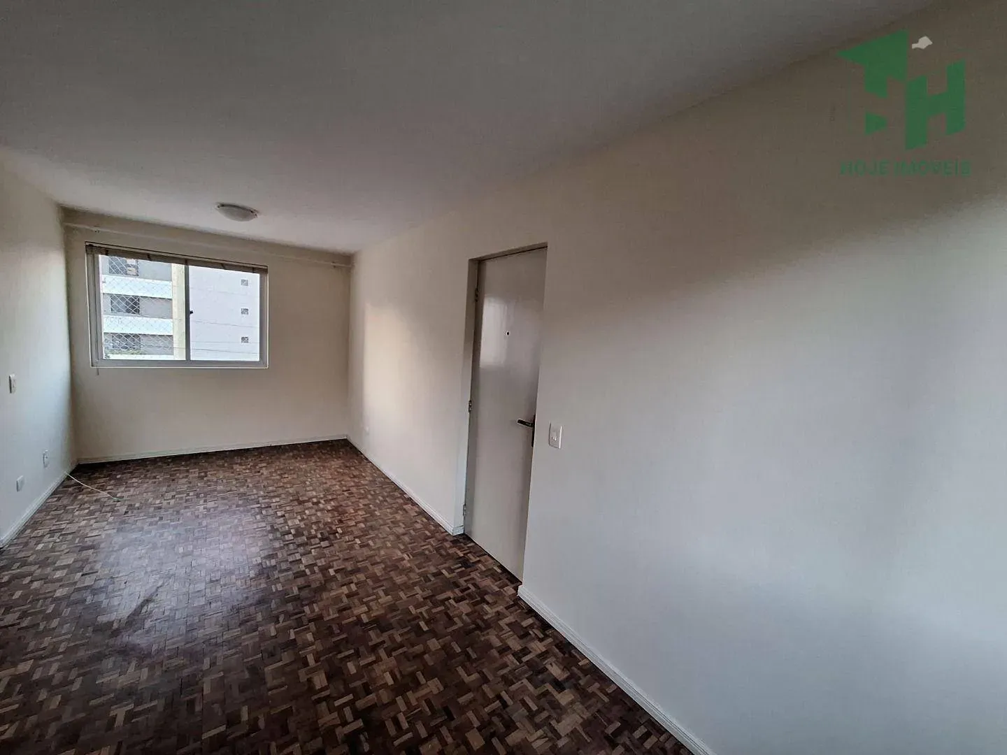 Apartment, 56 m², with wood or laminate floors — photo 12