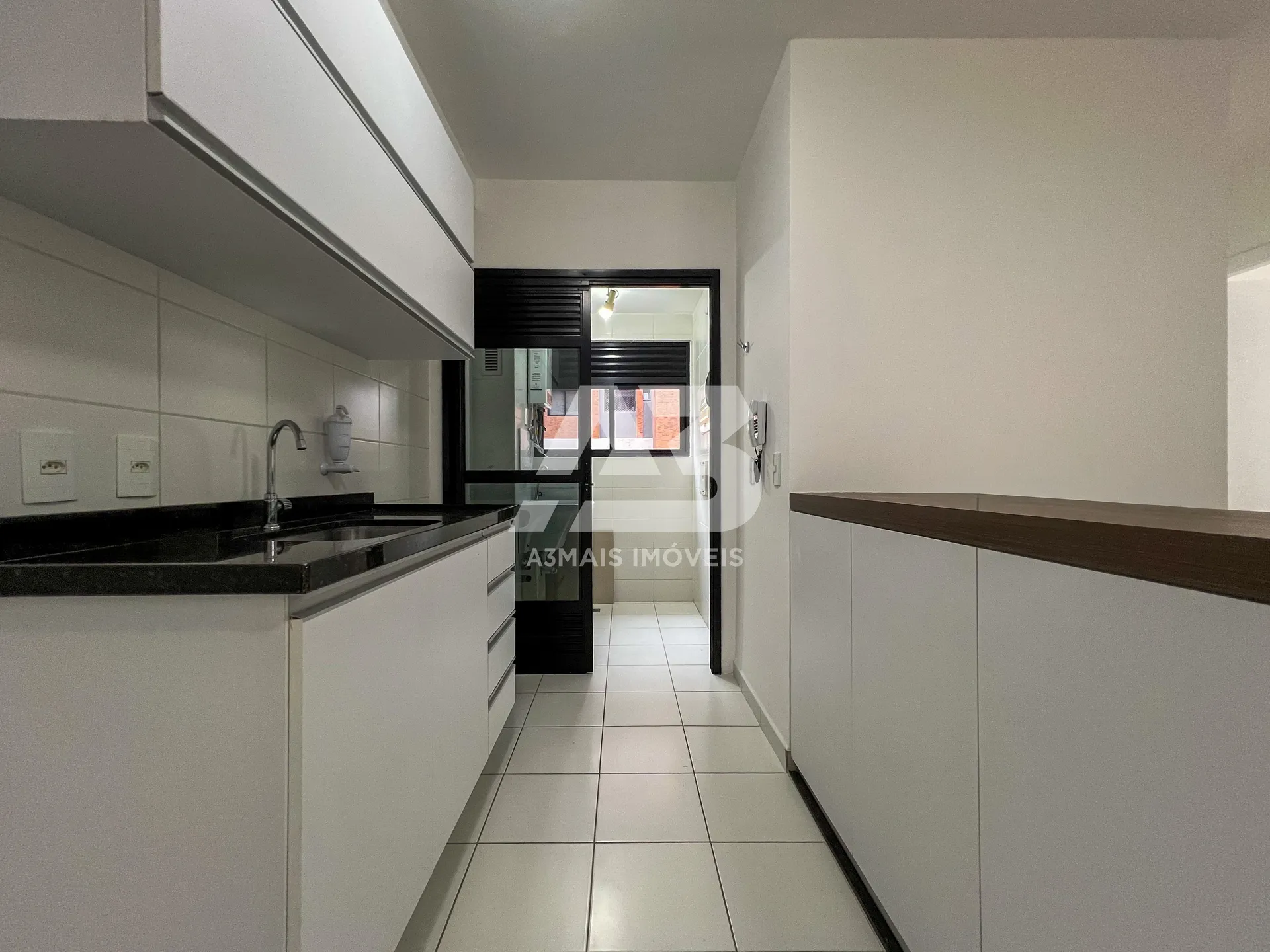 Apartment, 65 m², with a glass-enclosed balcony — photo 16