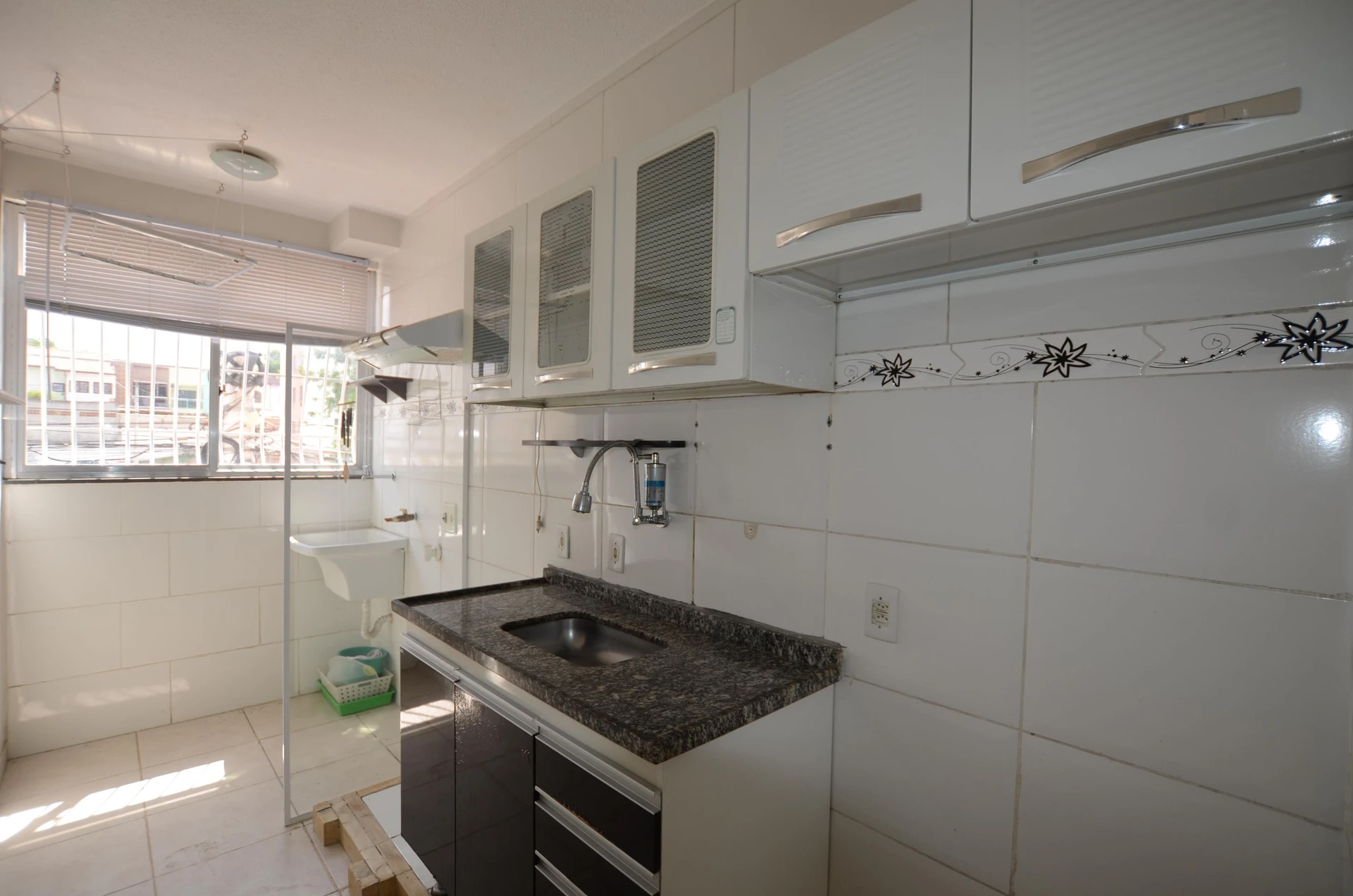Apartamento de 2 quartos em condomínio com piscina — photo 10