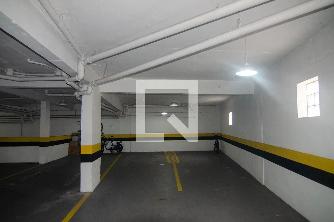 Apartamento sem mobília com 4 quartos e 4 banheiros — photo 14