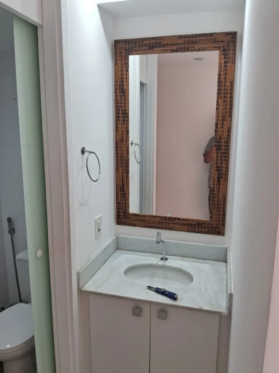 2-bedroom apartment in a building with a gym — photo 9