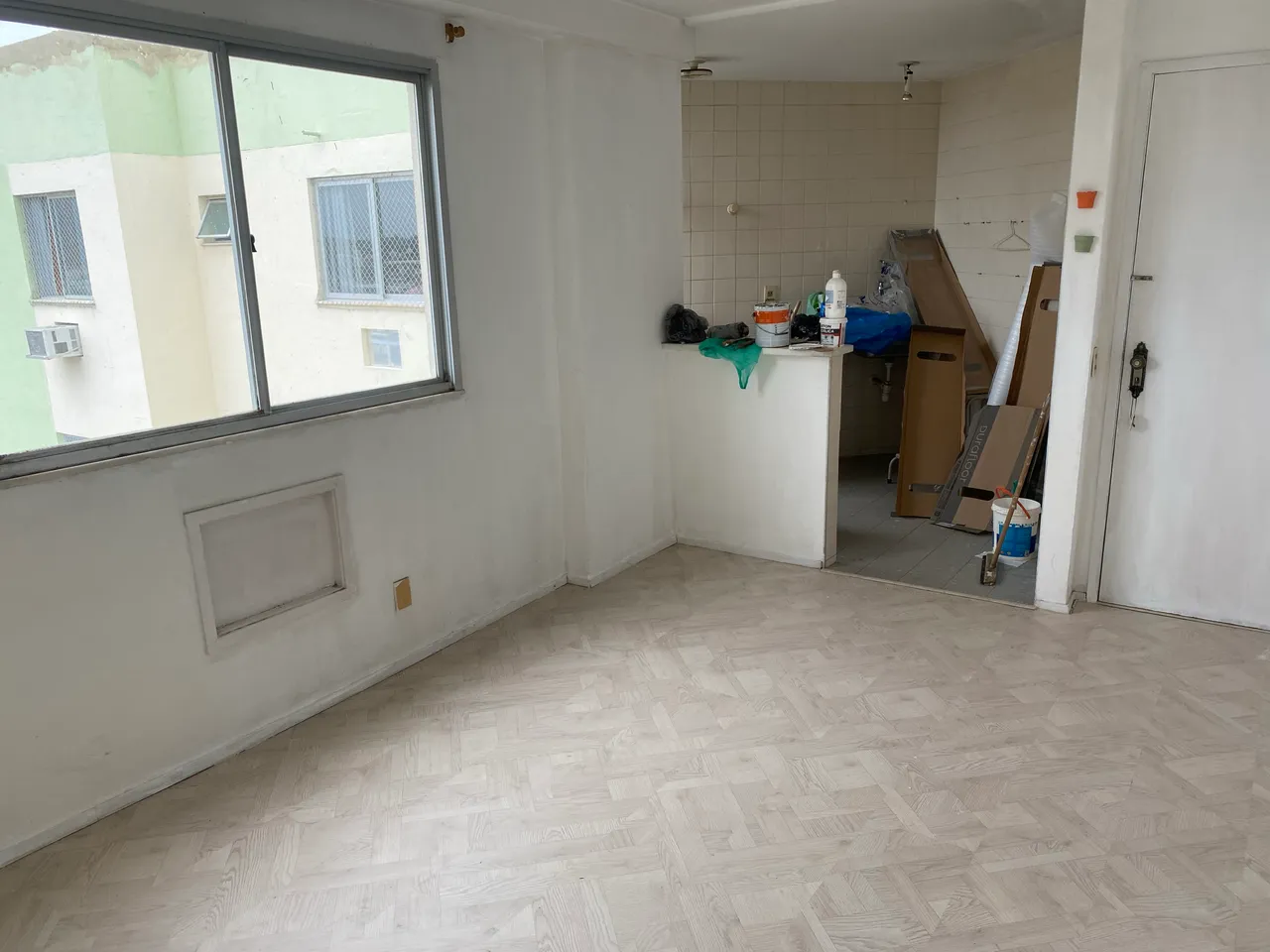 Unfurnished apartment with 2 bedrooms and 1 parking spot — photo 2
