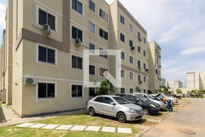 Apartamento de 2 quartos em condomínio com academia — photo 2