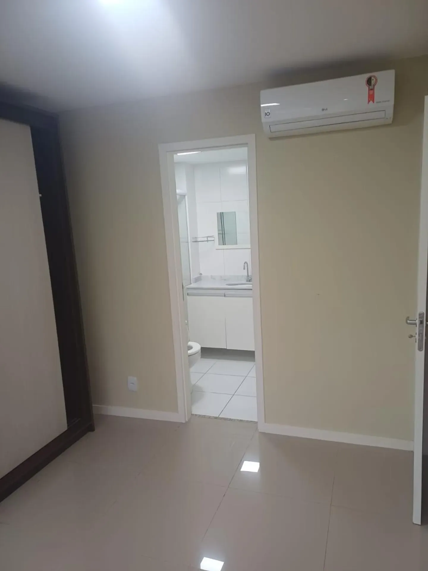Apartamento com 4 quartos e 3 banheiros — photo 32