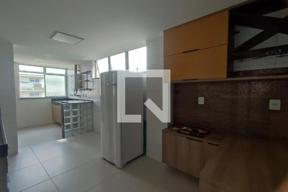 Rental apartment with 2 bedrooms, 1 suite, balcony — photo 35