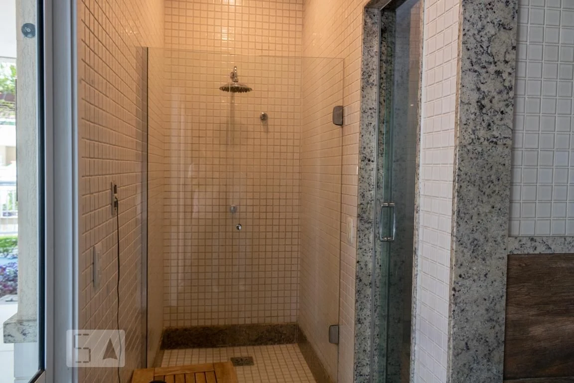 3-bedroom apartment in a building with a sauna — photo 69