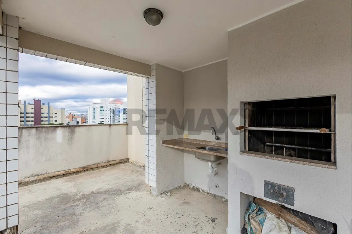 Apartment, 36 m², with wood or laminate floors — photo 41