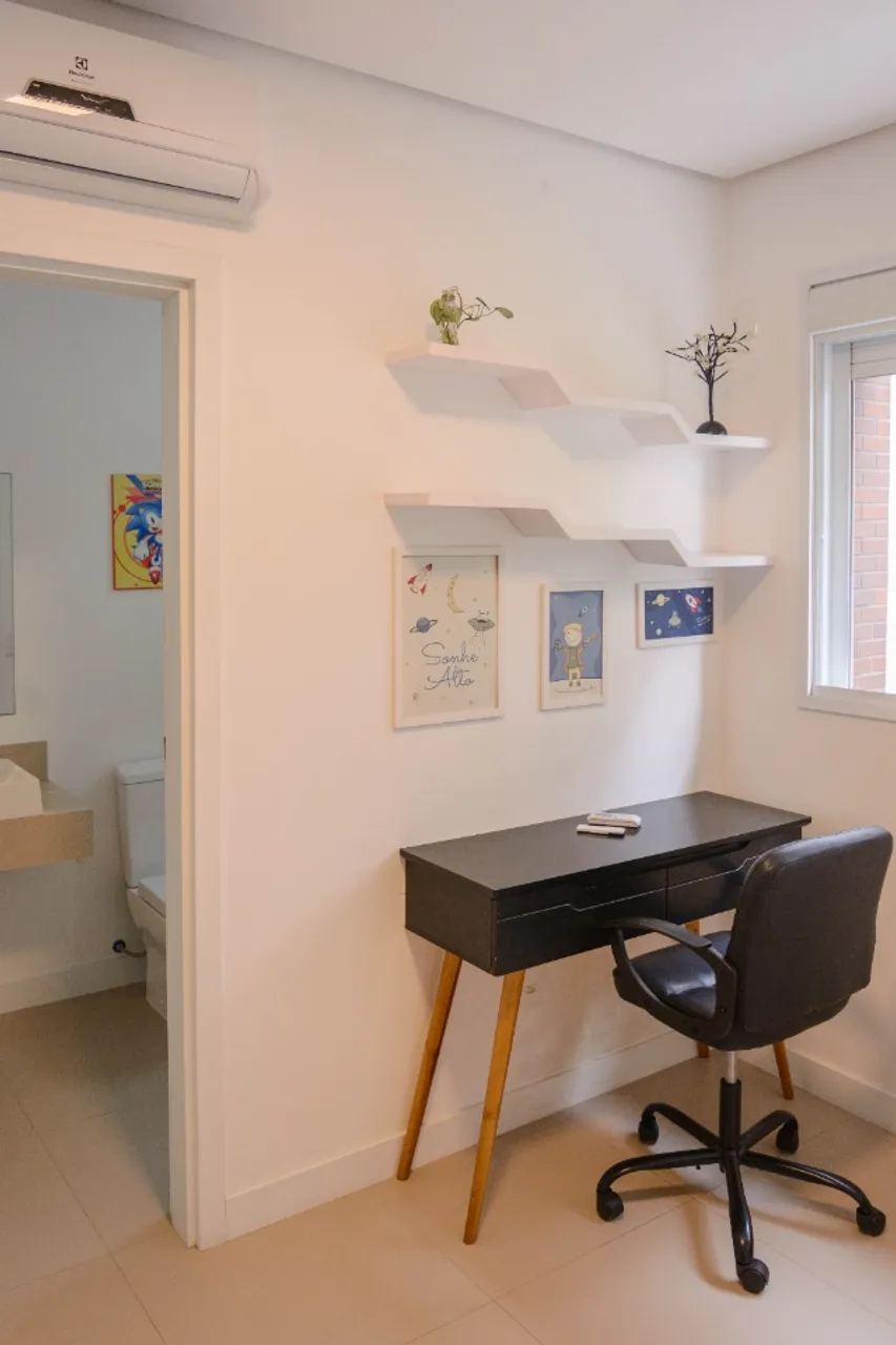 2-bedroom apartment with a home office in Florianópolis — photo 7